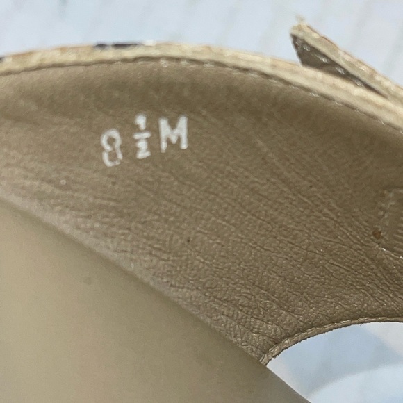 Amalfi by Rangoni Sandals Size 8.5M Black/Tan Snake Pattern Wedge Cork Slip On - Picture 11 of 13